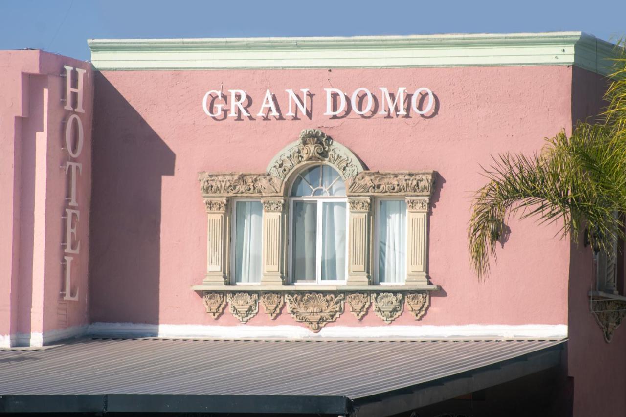 Hotel Gran Domo León Buitenkant foto