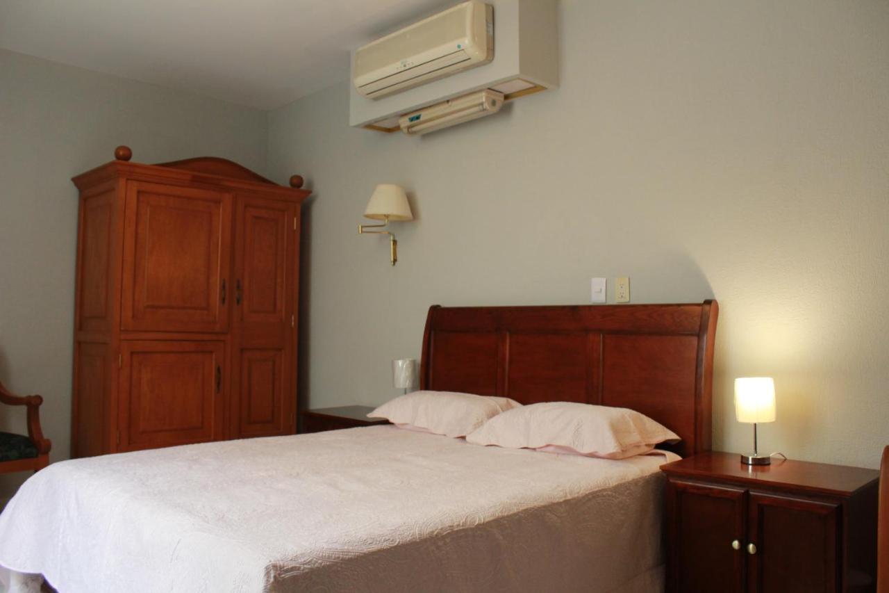 Hotel Gran Domo León Buitenkant foto